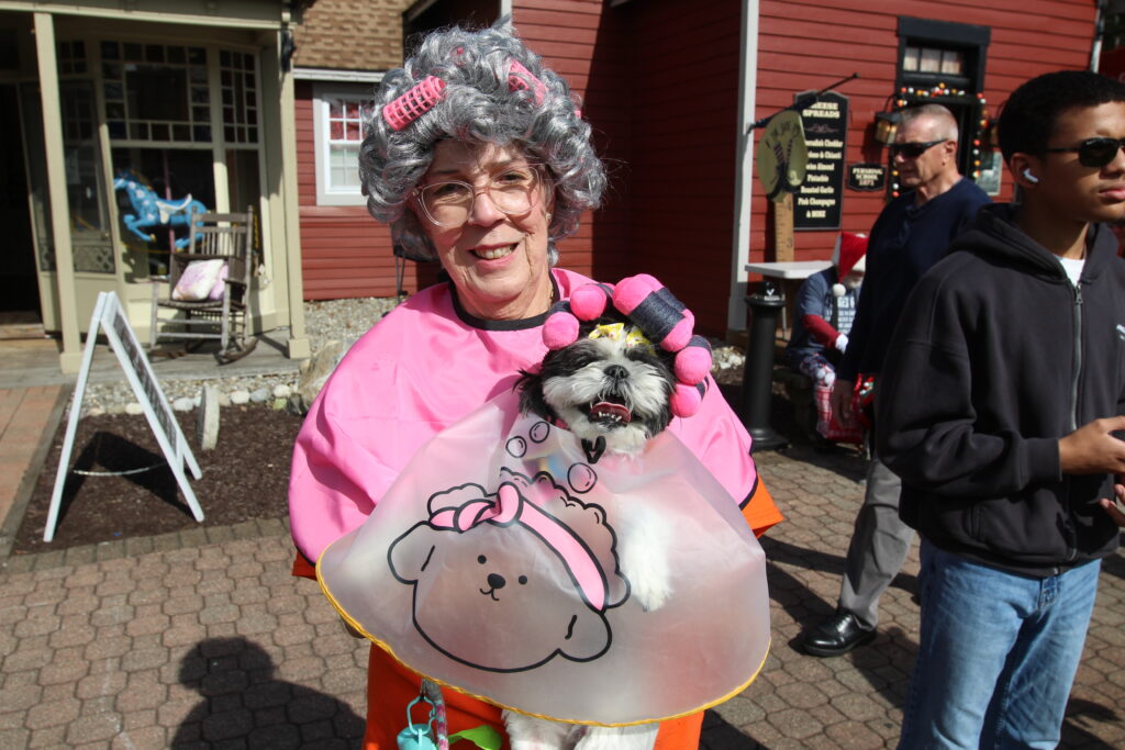 Pet Parade in Historic Smithville